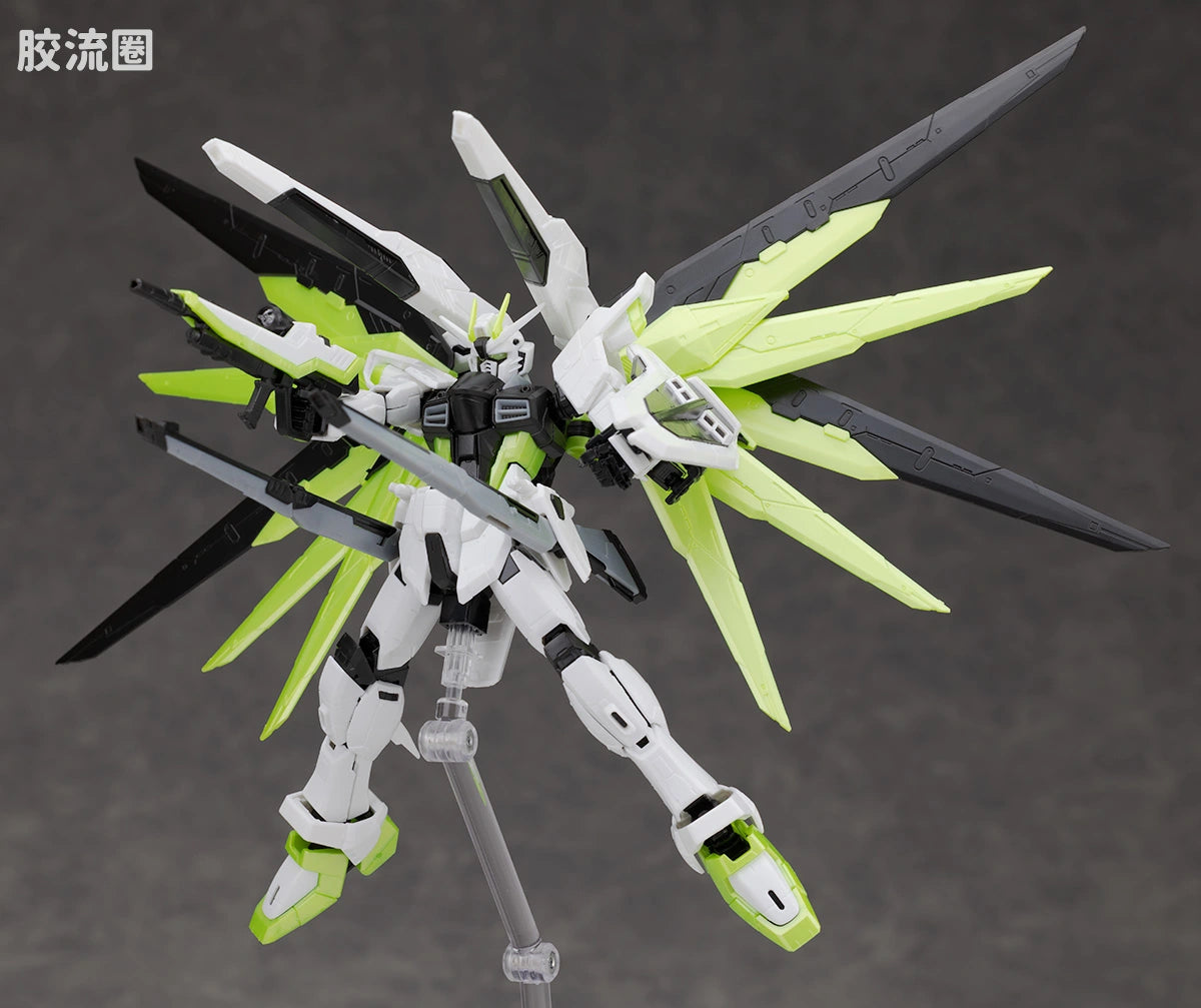 RG 1/144 Freedom Gundam [APEX LEGENDS Crypto Ver.]