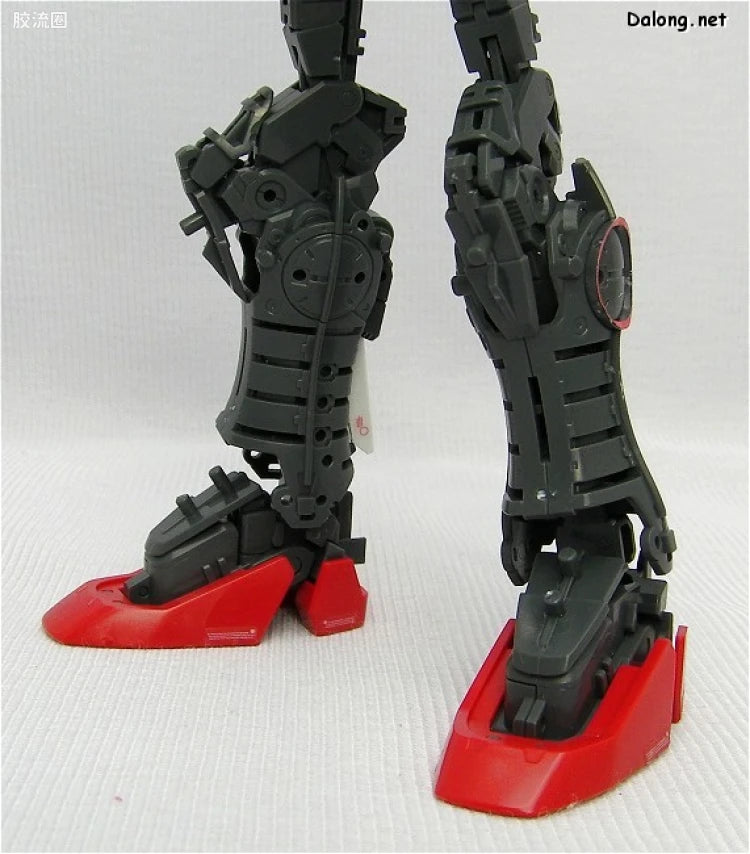 Bandai MG 1/100 LM312V04 Victory Gundam Ver.Ka