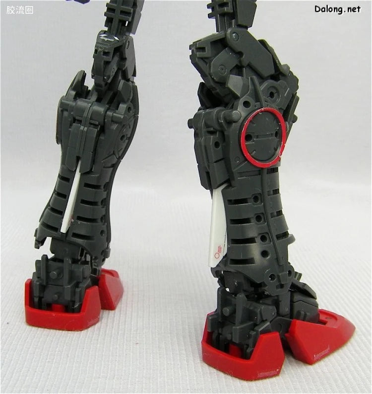 Bandai MG 1/100 LM312V04 Victory Gundam Ver.Ka
