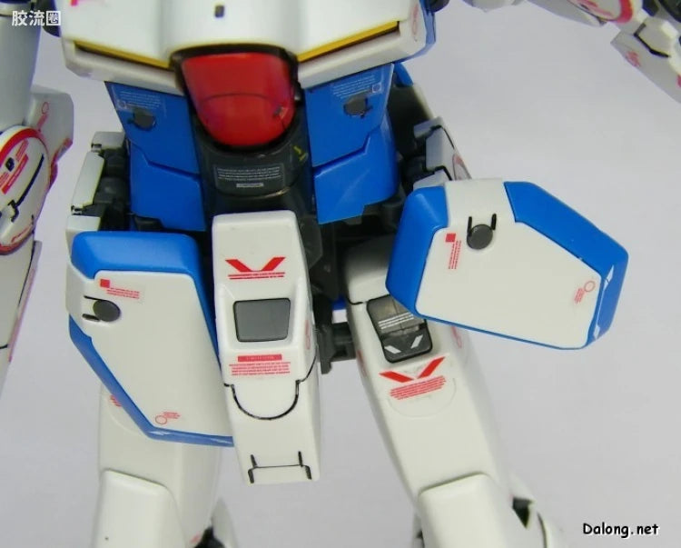 Bandai MG 1/100 LM312V04 Victory Gundam Ver.Ka