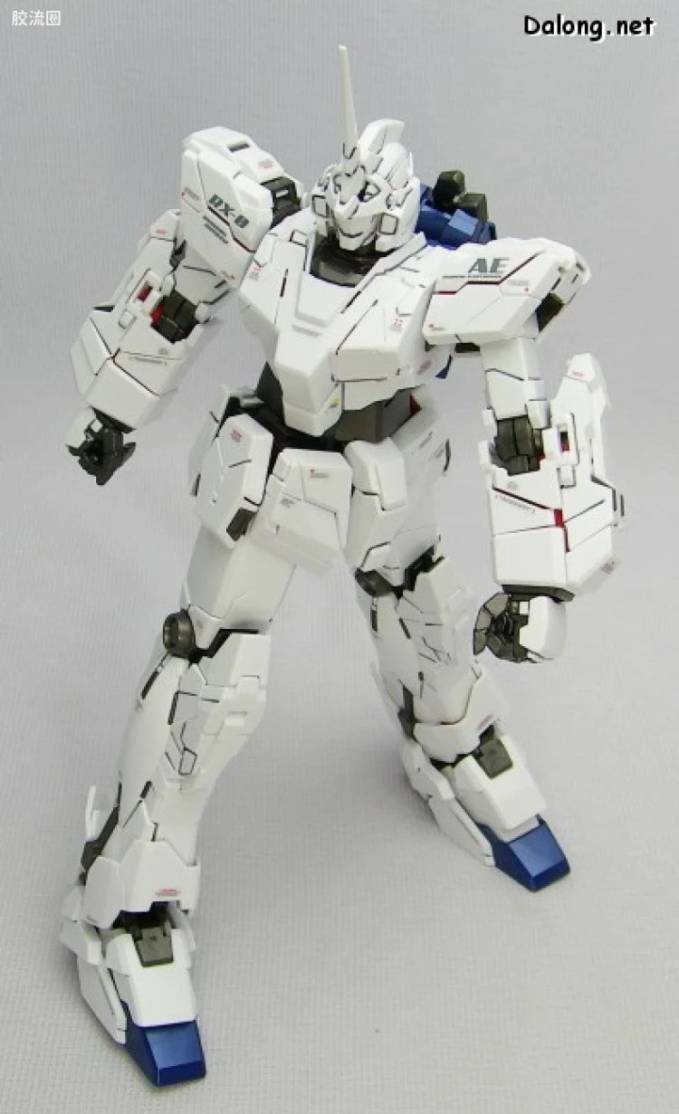 Bandai MG 1/100 RX-0 Unicorn Gundam (OVA Ver.)