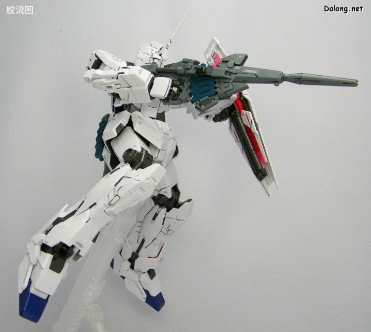 Bandai MG 1/100 RX-0 Unicorn Gundam (OVA Ver.)