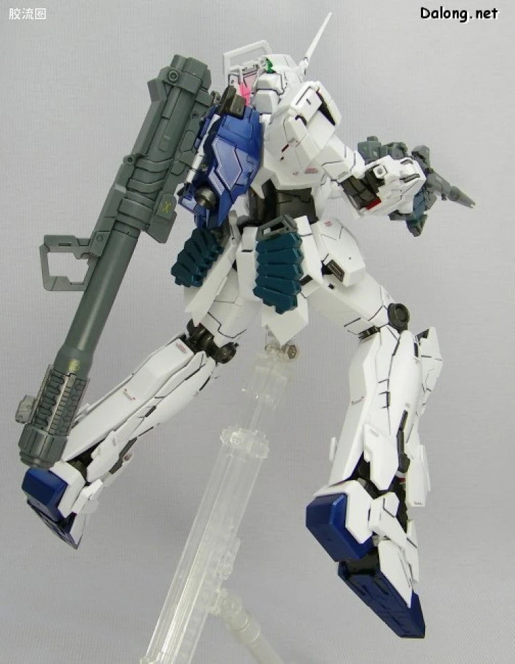 Bandai MG 1/100 RX-0 Unicorn Gundam (OVA Ver.)