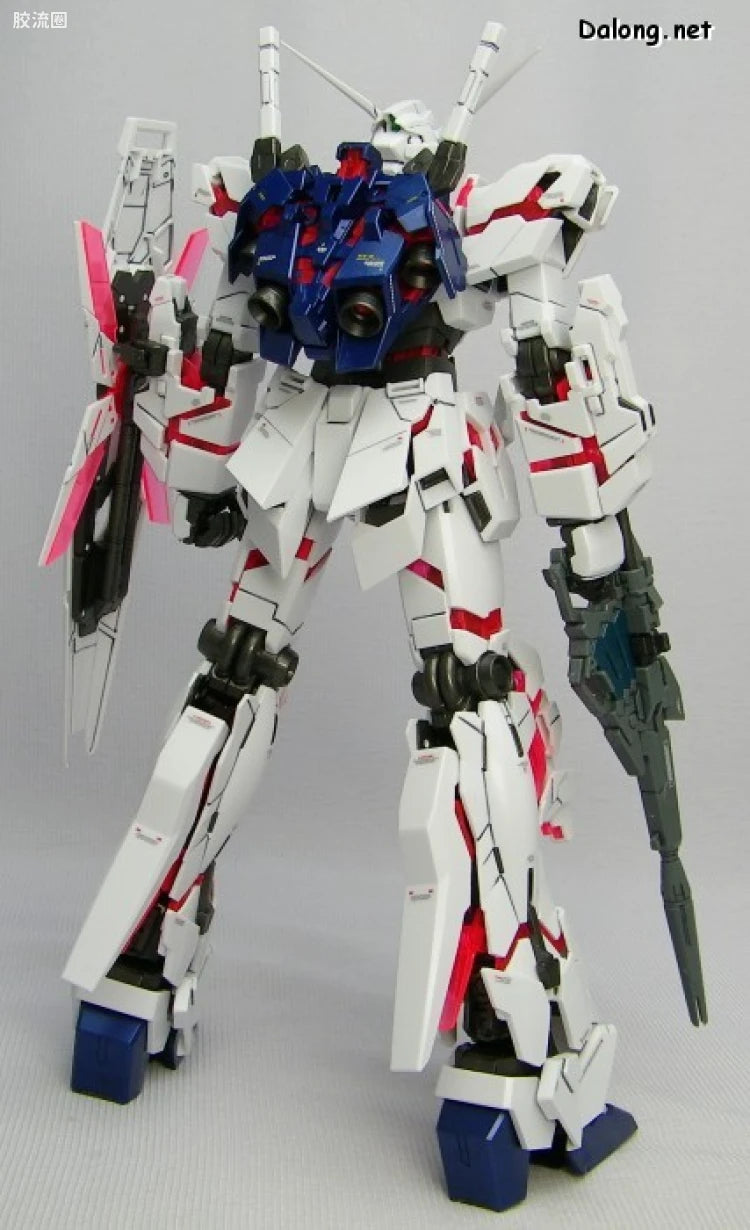 Bandai MG 1/100 RX-0 Unicorn Gundam (OVA Ver.)
