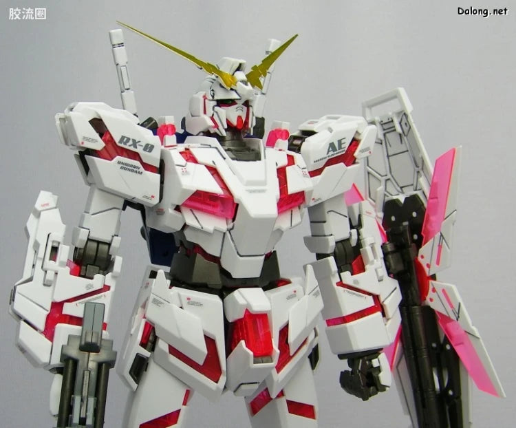 Bandai MG 1/100 RX-0 Unicorn Gundam (OVA Ver.)