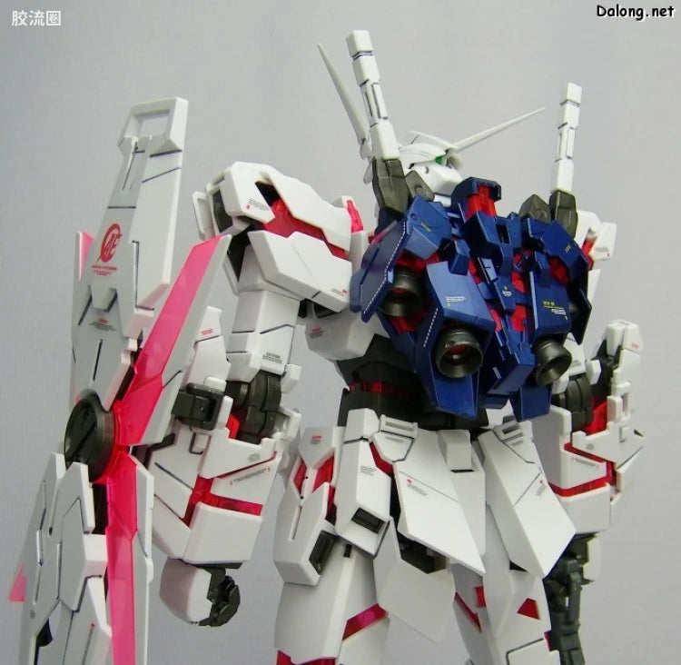 Bandai MG 1/100 RX-0 Unicorn Gundam (OVA Ver.)