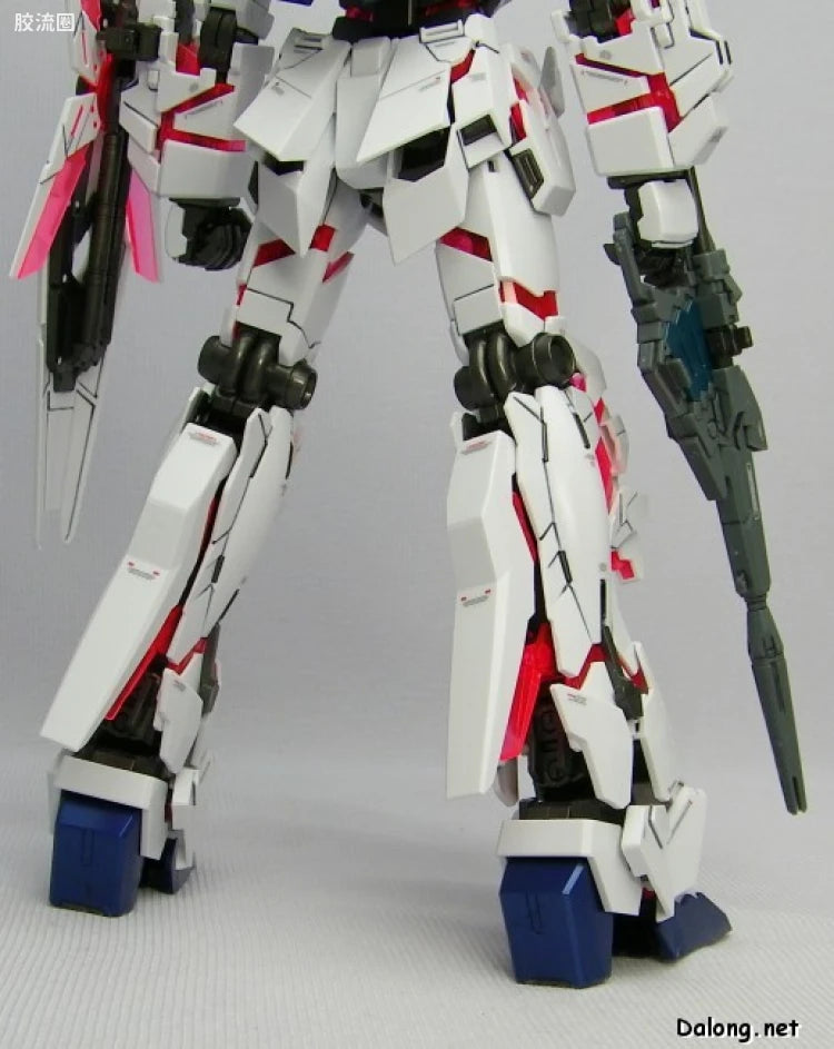 Bandai MG 1/100 RX-0 Unicorn Gundam (OVA Ver.)