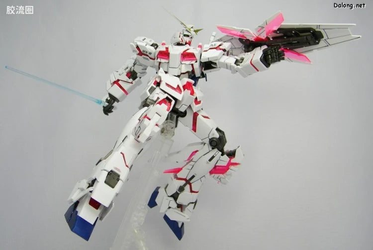 Bandai MG 1/100 RX-0 Unicorn Gundam (OVA Ver.)