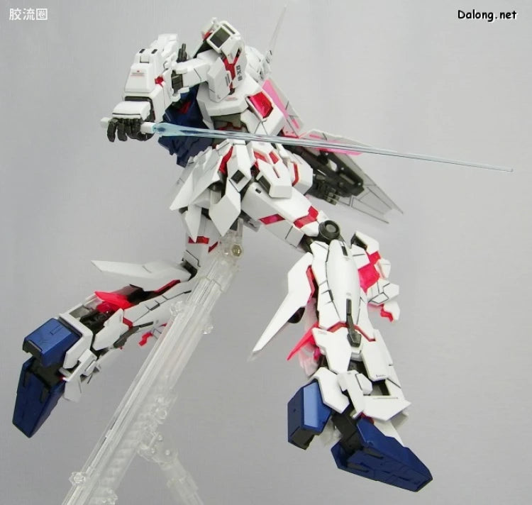 Bandai MG 1/100 RX-0 Unicorn Gundam (OVA Ver.)