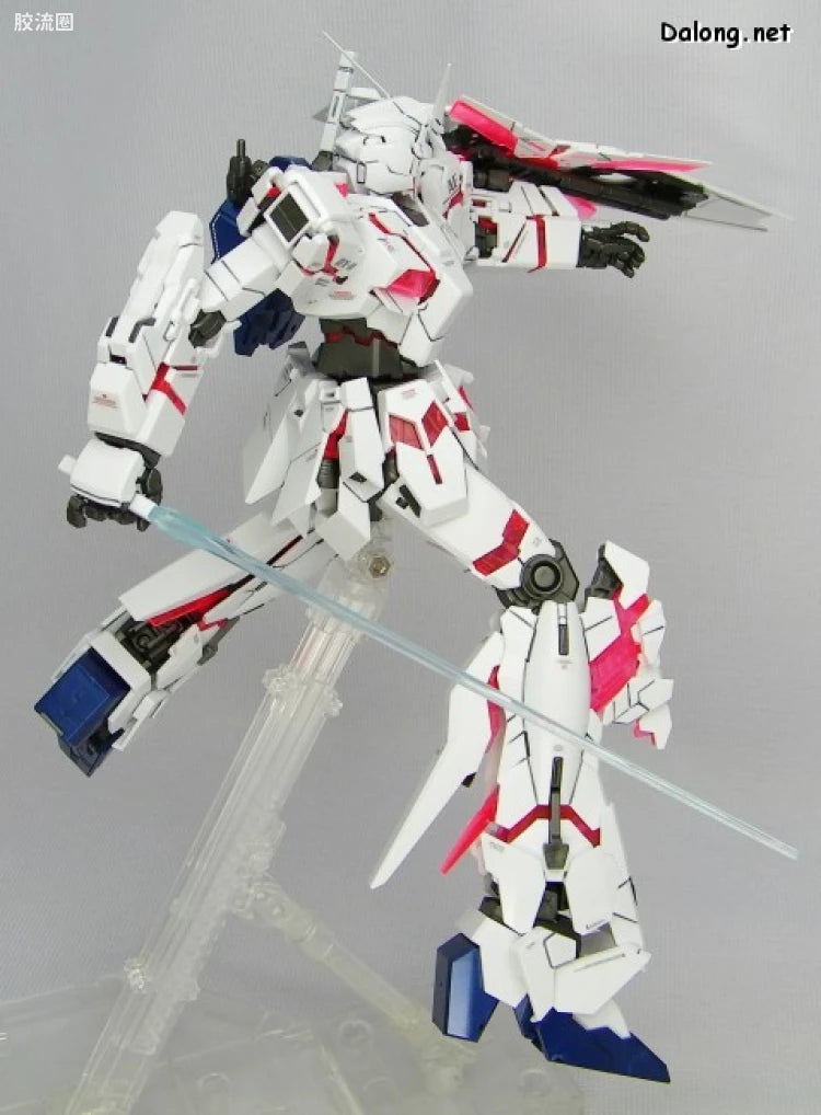 Bandai MG 1/100 RX-0 Unicorn Gundam (OVA Ver.)