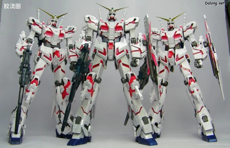 Bandai MG 1/100 RX-0 Unicorn Gundam (OVA Ver.)