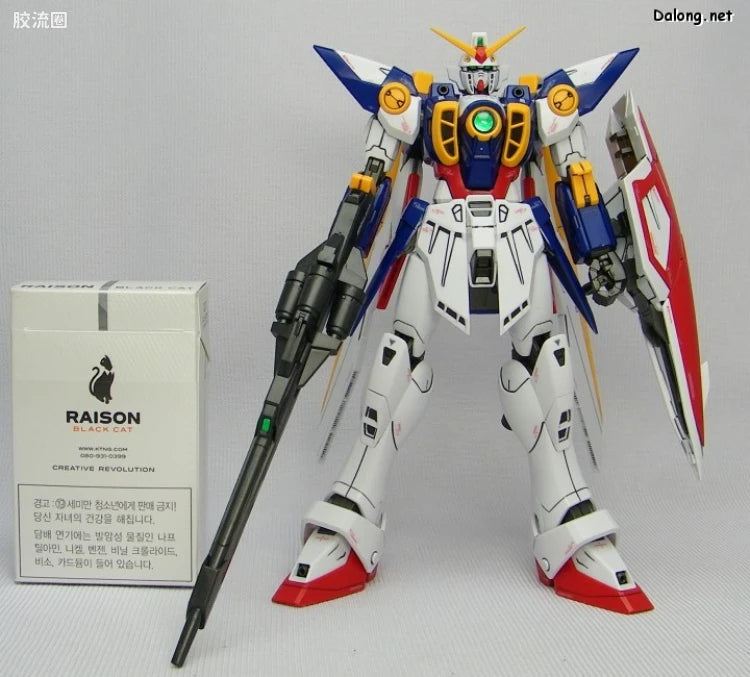 Bandai MG 1/100 XXXG-01W Wing Gundam