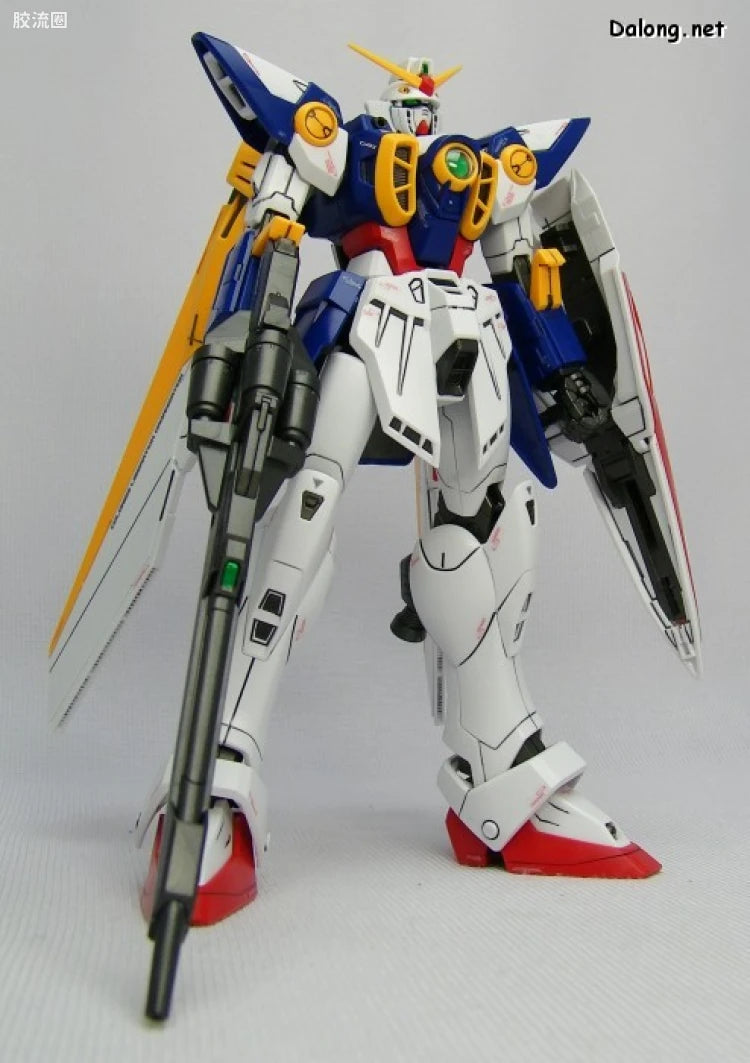 Bandai MG 1/100 XXXG-01W Wing Gundam
