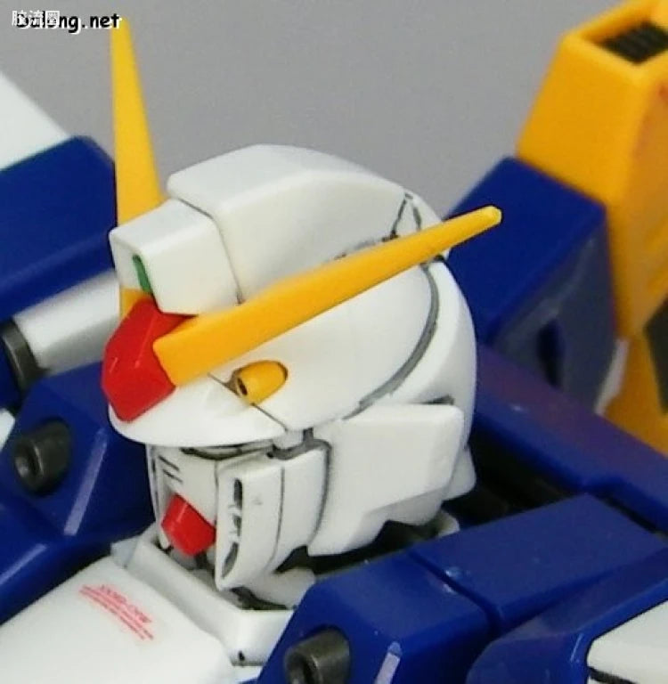 Bandai MG 1/100 XXXG-01W Wing Gundam
