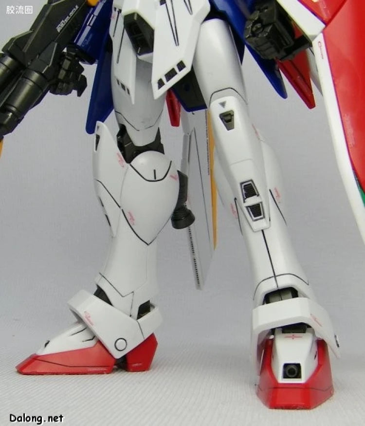Bandai MG 1/100 XXXG-01W Wing Gundam