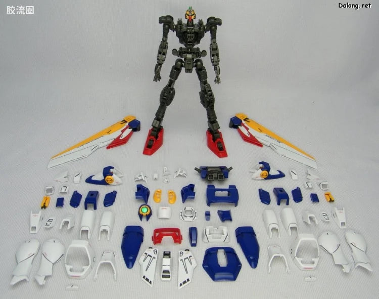 Bandai MG 1/100 XXXG-01W Wing Gundam