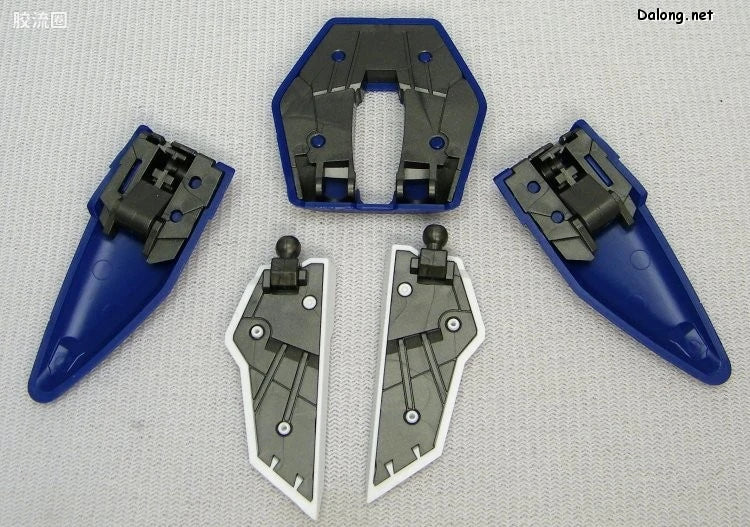 Bandai MG 1/100 XXXG-01W Wing Gundam