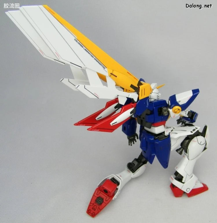 Bandai MG 1/100 XXXG-01W Wing Gundam