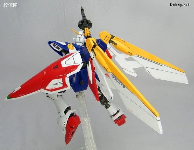Bandai MG 1/100 XXXG-01W Wing Gundam