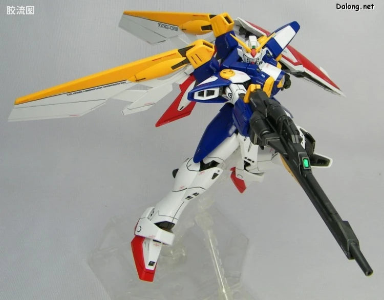Bandai MG 1/100 XXXG-01W Wing Gundam