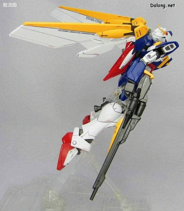 Bandai MG 1/100 XXXG-01W Wing Gundam