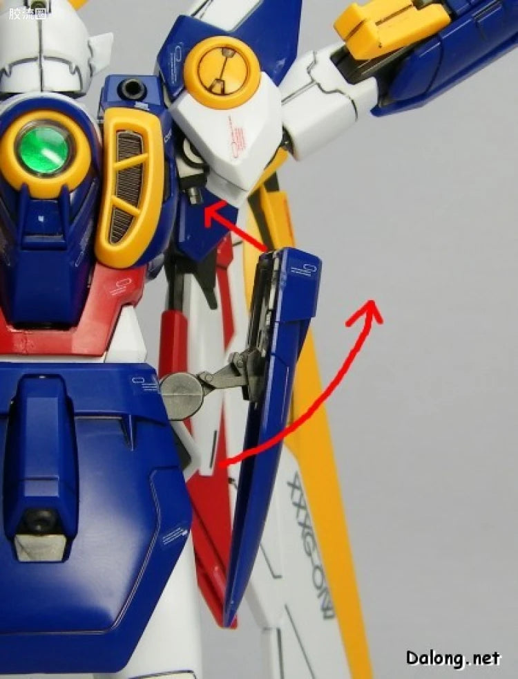 Bandai MG 1/100 XXXG-01W Wing Gundam