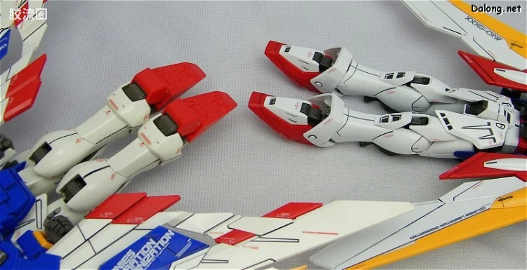 Bandai MG 1/100 XXXG-01W Wing Gundam