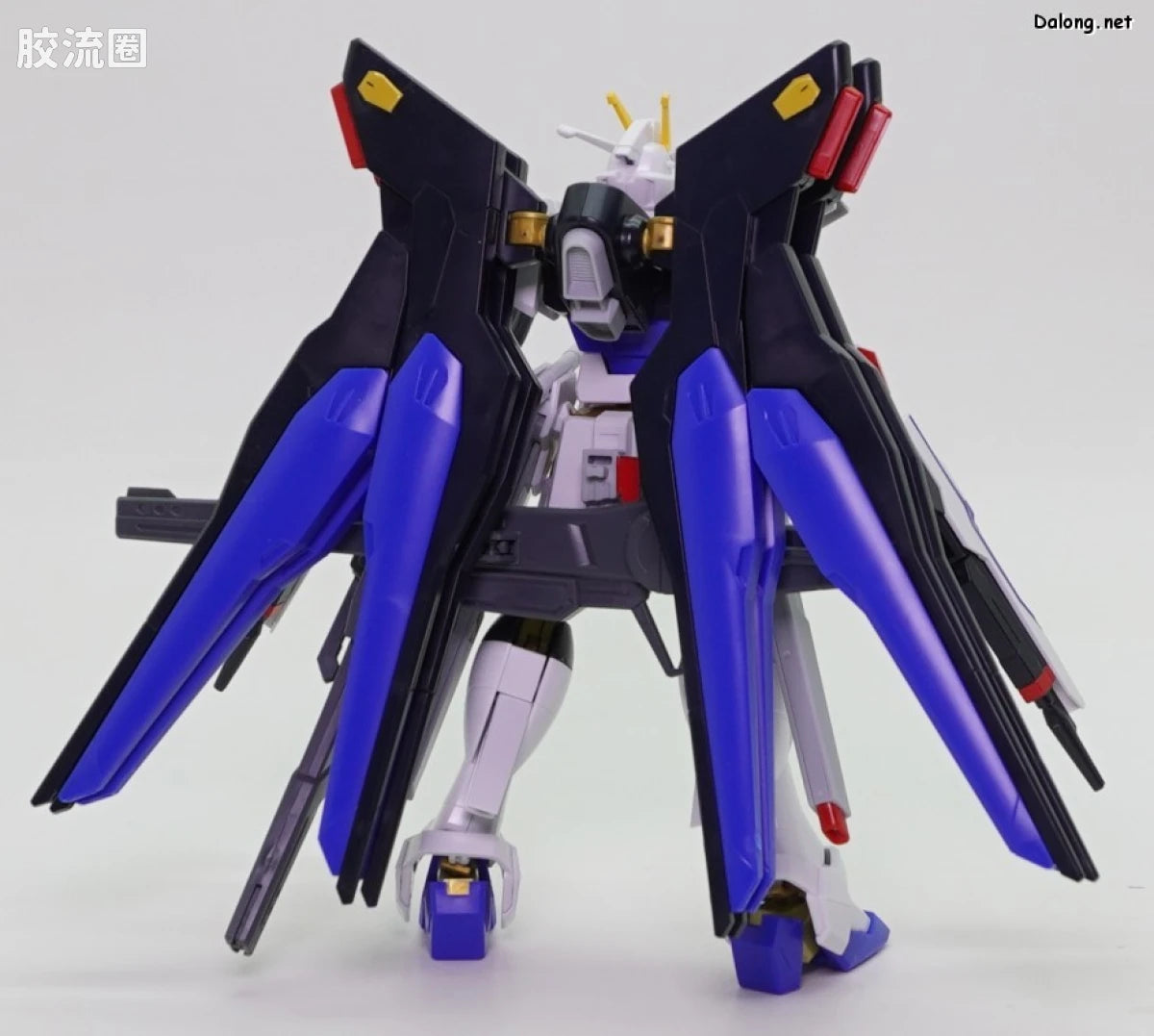 HGUC 1/144 强袭自由高达二式&光之翼特效件套装