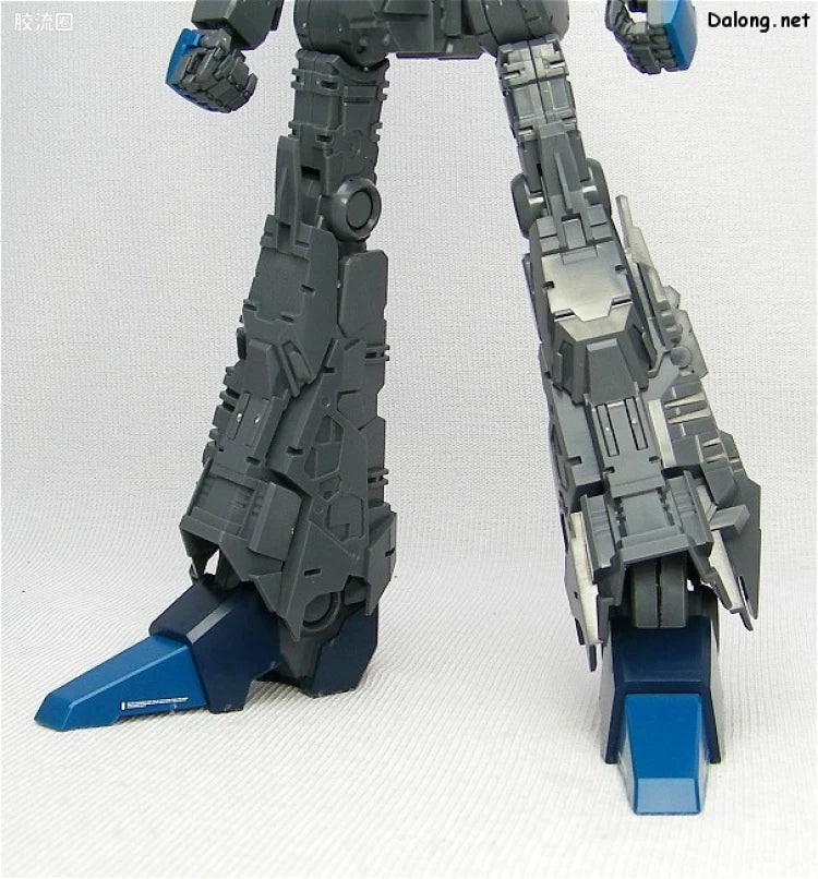 Bandai MG 1/100 RGZ-95 ReZEL