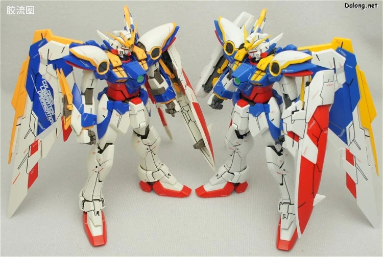 Bandai MG 1/100 XXXG-01W Wing Gundam EW