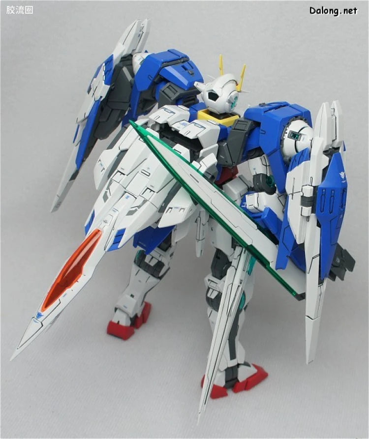 Bandai MG 1/100 GN-0000+GNR-010 00 Raiser