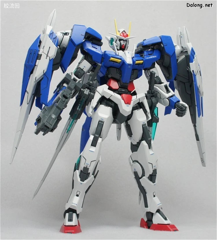 Bandai MG 1/100 GN-0000+GNR-010 00 Raiser