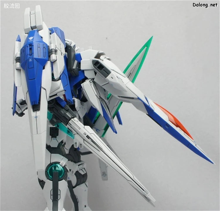 Bandai MG 1/100 GN-0000+GNR-010 00 Raiser
