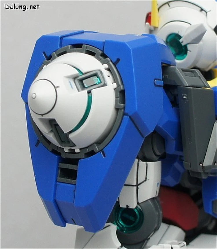 Bandai MG 1/100 GN-0000+GNR-010 00 Raiser
