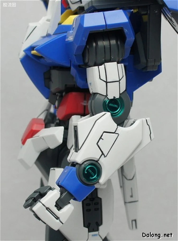 Bandai MG 1/100 GN-0000+GNR-010 00 Raiser