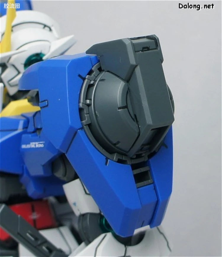 Bandai MG 1/100 GN-0000+GNR-010 00 Raiser