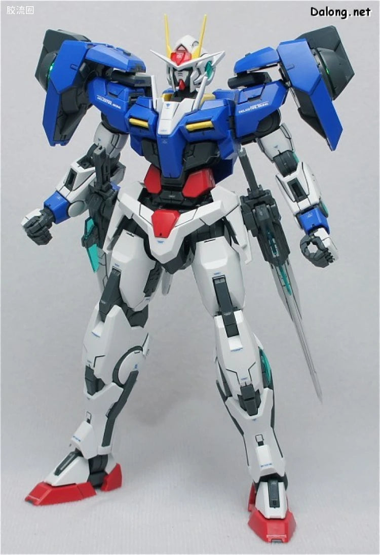 Bandai MG 1/100 GN-0000+GNR-010 00 Raiser