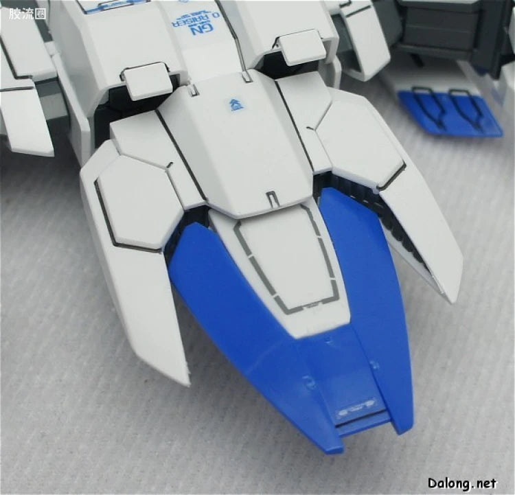 Bandai MG 1/100 GN-0000+GNR-010 00 Raiser