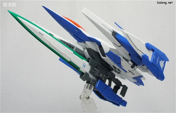 Bandai MG 1/100 GN-0000+GNR-010 00 Raiser