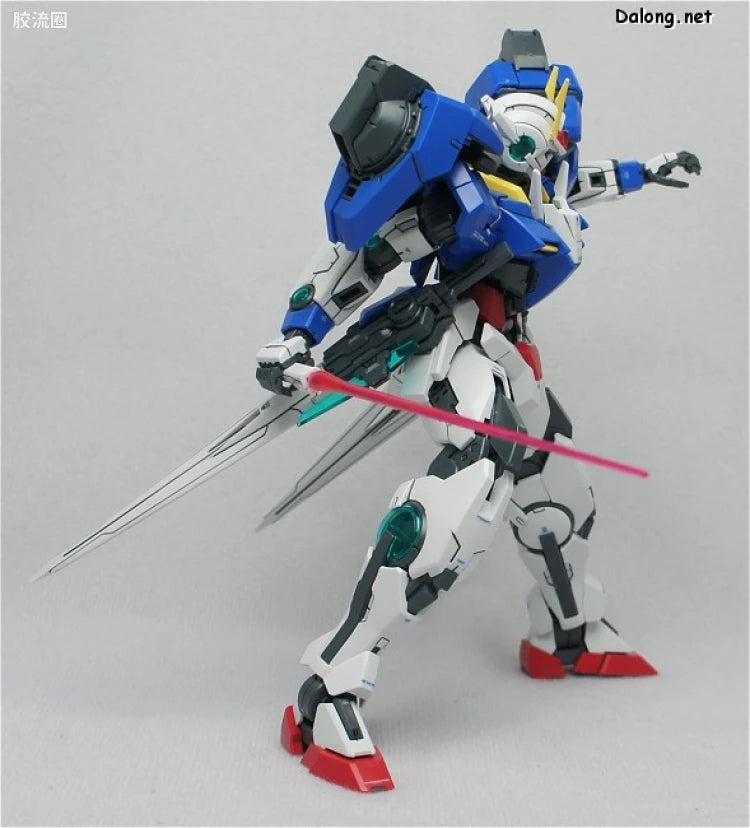 Bandai MG 1/100 GN-0000+GNR-010 00 Raiser