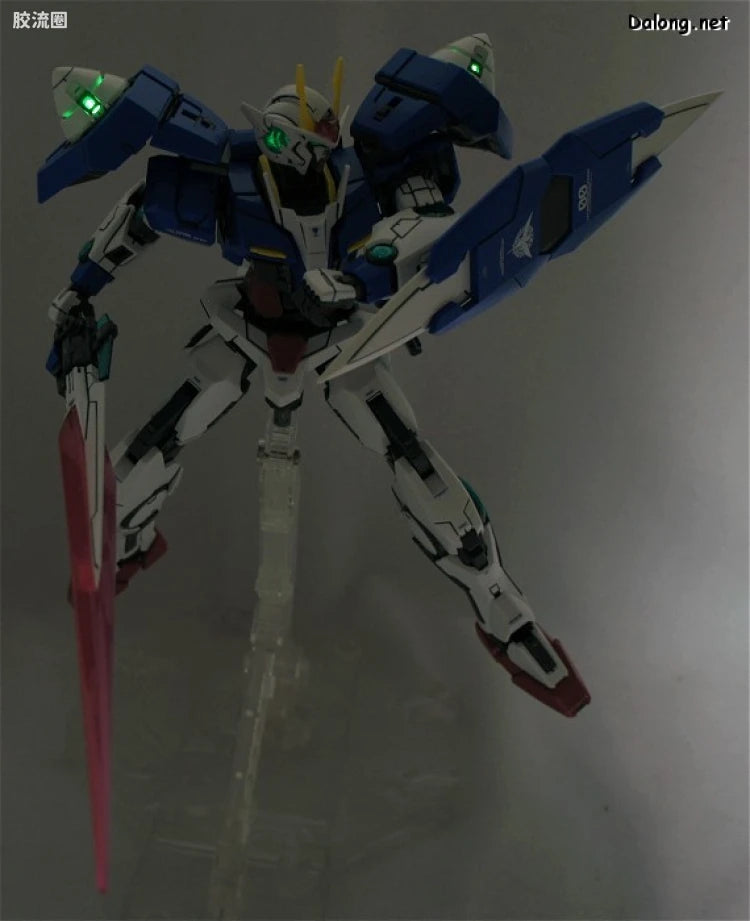 Bandai MG 1/100 GN-0000+GNR-010 00 Raiser