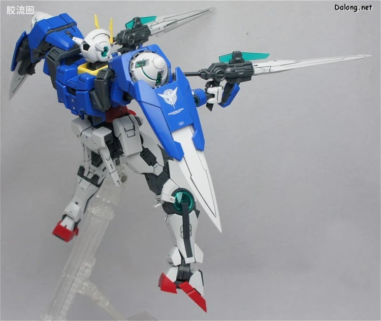 Bandai MG 1/100 GN-0000+GNR-010 00 Raiser