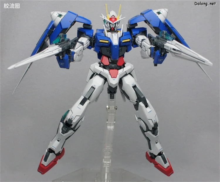 Bandai MG 1/100 GN-0000+GNR-010 00 Raiser