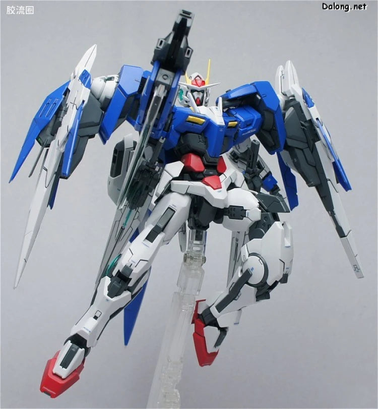 Bandai MG 1/100 GN-0000+GNR-010 00 Raiser