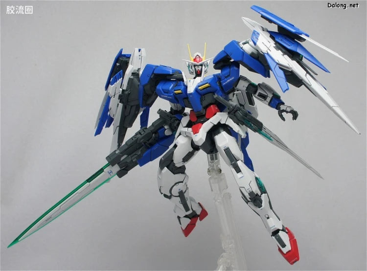 Bandai MG 1/100 GN-0000+GNR-010 00 Raiser