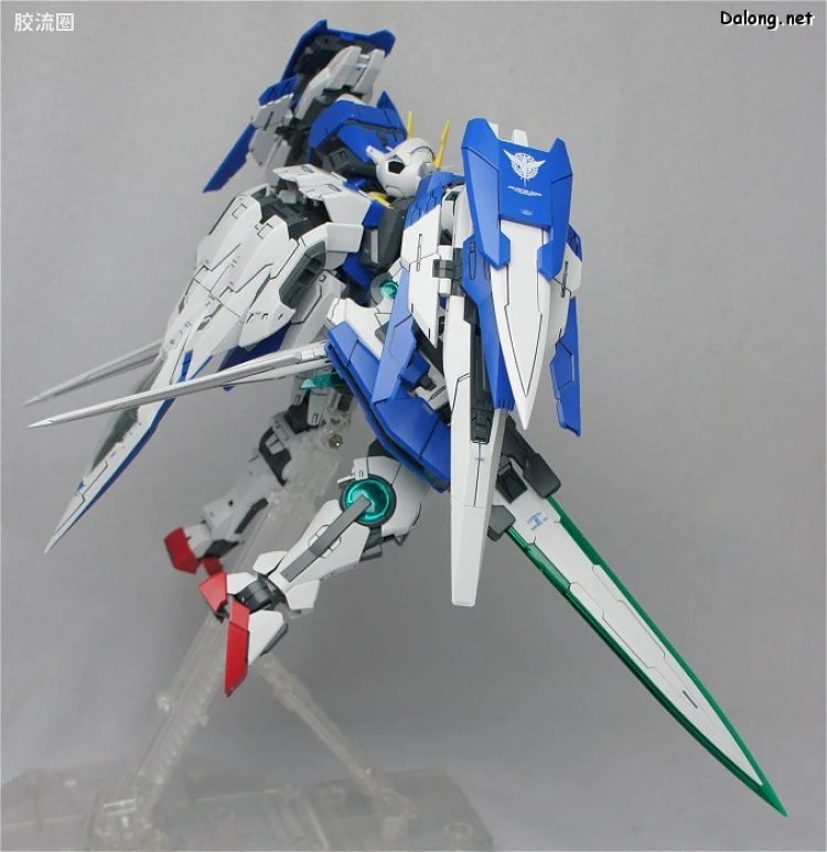 Bandai MG 1/100 GN-0000+GNR-010 00 Raiser