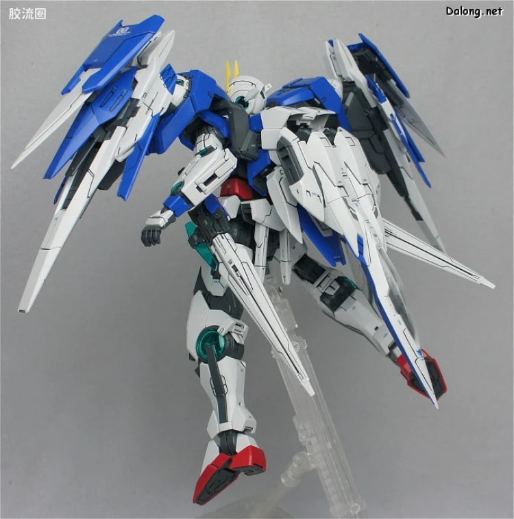 Bandai MG 1/100 GN-0000+GNR-010 00 Raiser