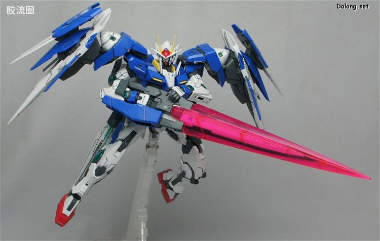 Bandai MG 1/100 GN-0000+GNR-010 00 Raiser