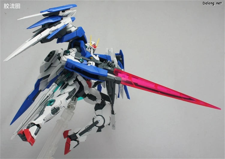 Bandai MG 1/100 GN-0000+GNR-010 00 Raiser