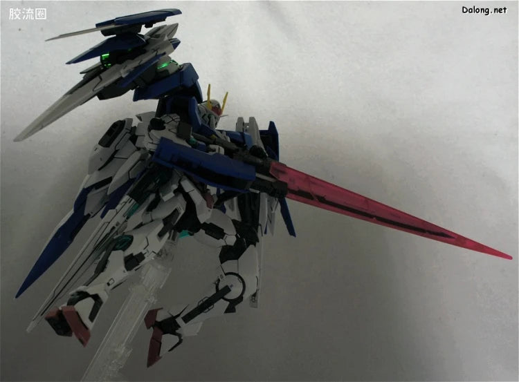 Bandai MG 1/100 GN-0000+GNR-010 00 Raiser